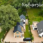 Nadmorska Osada Nyaraló Osłonino
