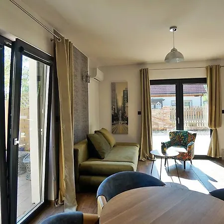 Nadmorska Osada Vakantiehuis Oslonino