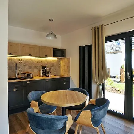 Nadmorska Osada 別荘 Osłonino