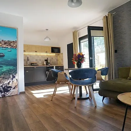 Nadmorska Osada 別荘