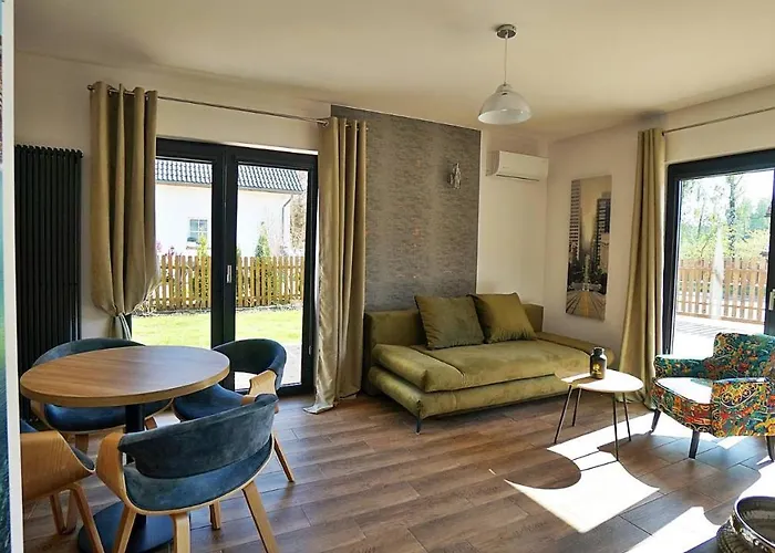 Nadmorska Osada Semesterbostad Oslonino