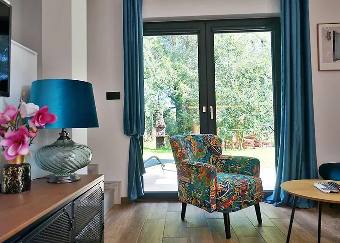 Nadmorska Osada Oslonino