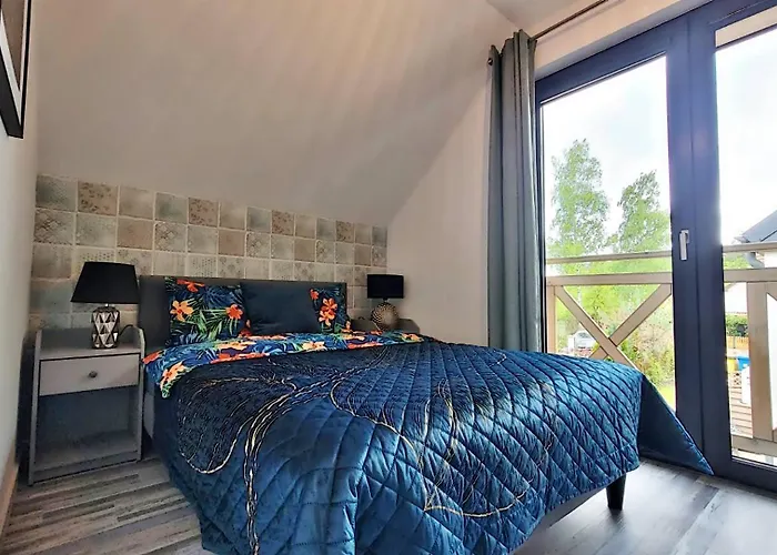 Nadmorska Osada Semesterbostad Oslonino