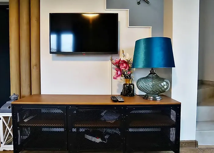 Nadmorska Osada Oslonino